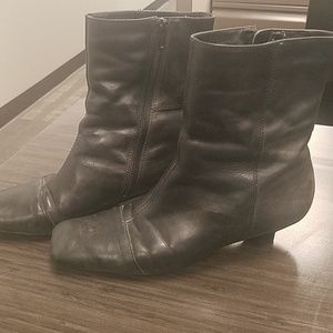 3/25 🌻 Short ankle boots